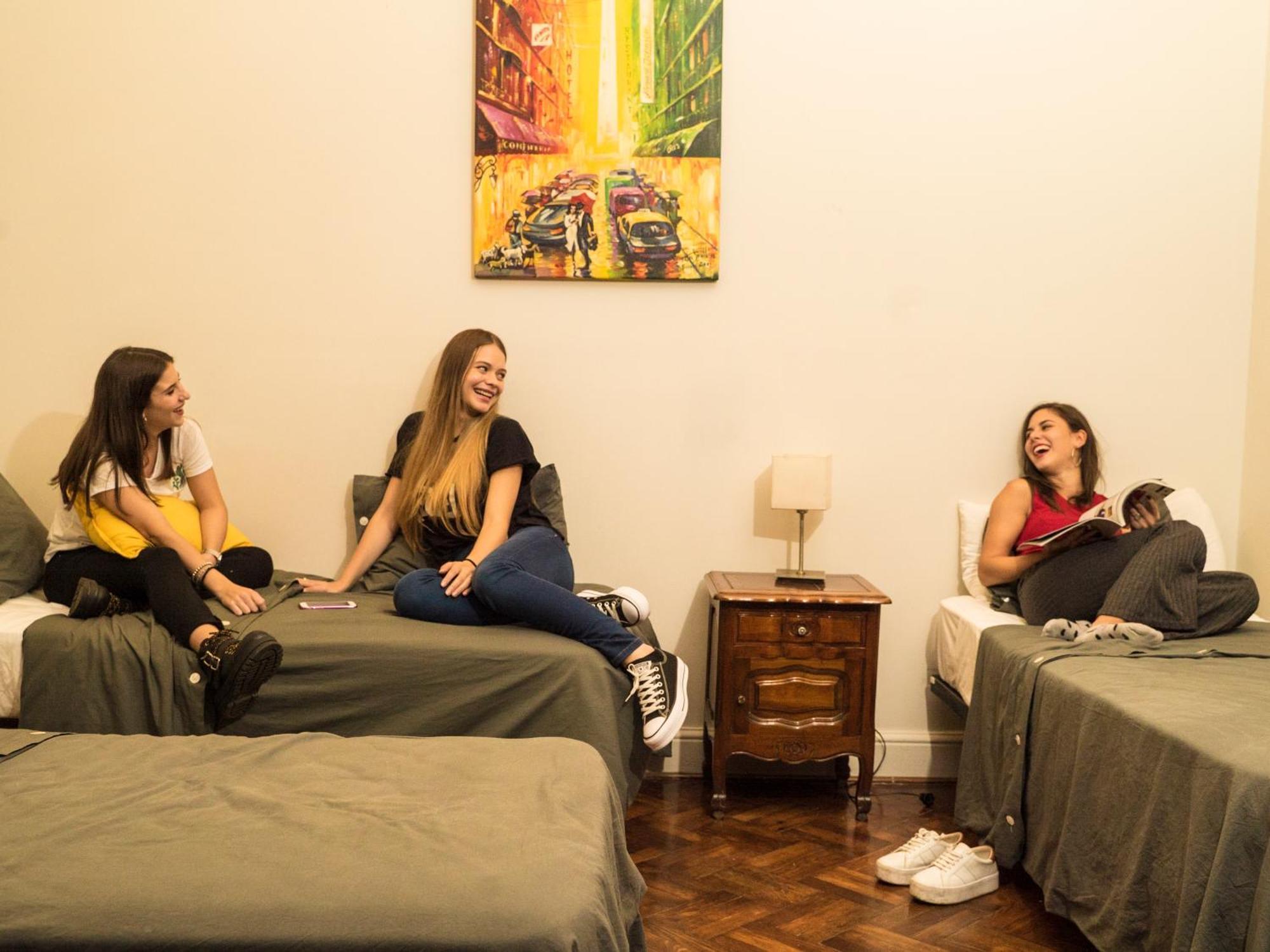 Milhouse Avenue (Adults Only) Hostel - Buenos Aires — Photos 1
